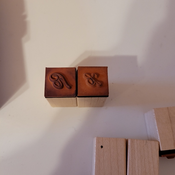 JoAnn Craft Essentials Rubber Stamps LG Script Alphabet and Numbers Mounted - Picture 6 of 8